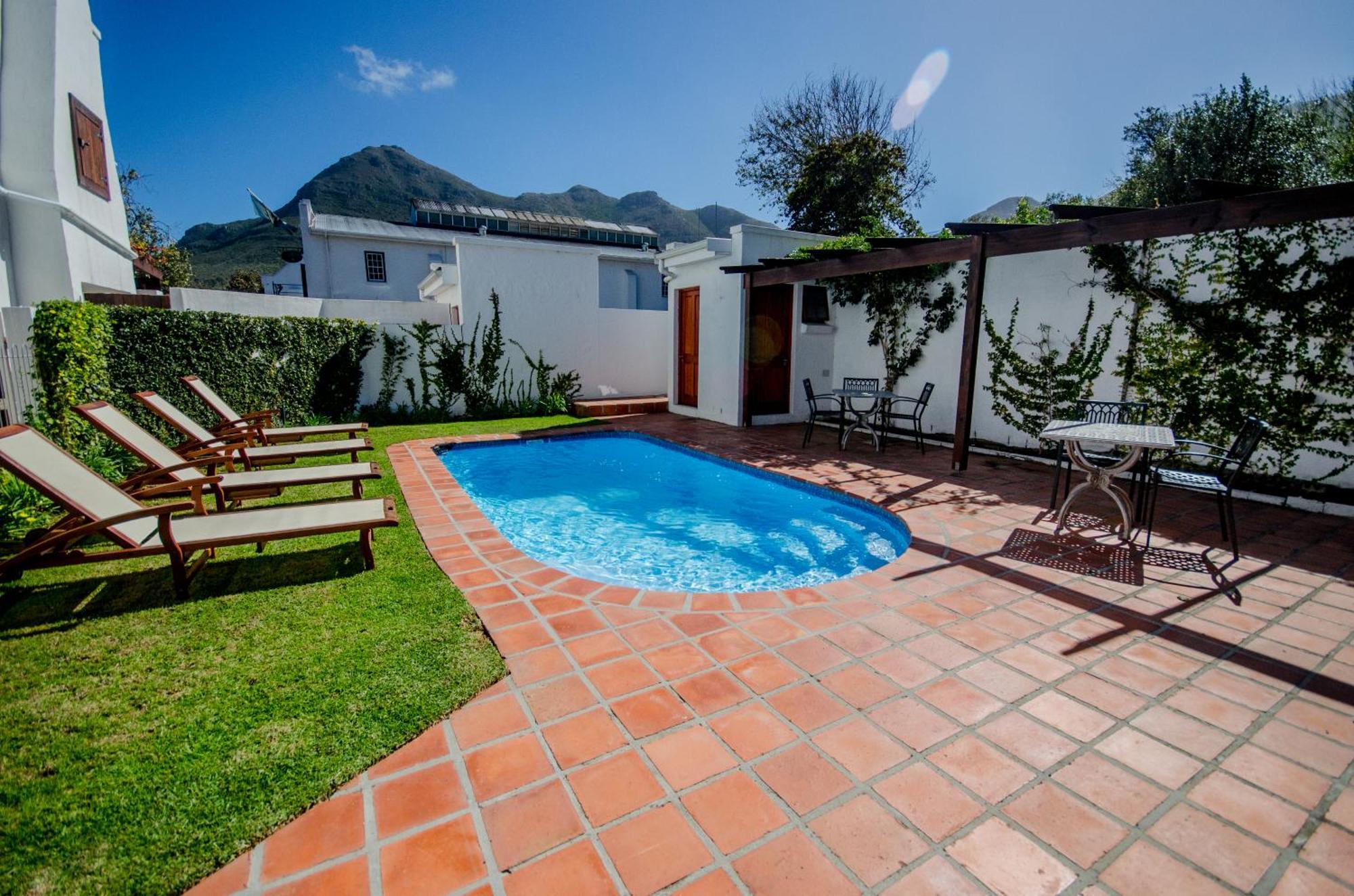 Noordhoek Village Hotel Exterior photo